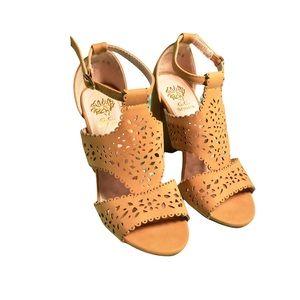 Wedge Heeled Sandal in Camel, Size 6.5, NWOT